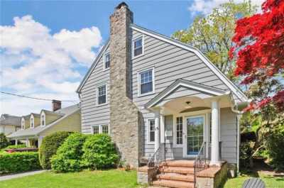 Home For Sale in Pelham, New York