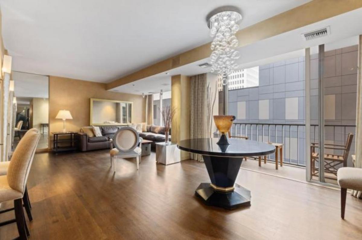 Picture of Condo For Sale in Atlanta, Georgia, United States