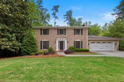 Home For Sale in Dunwoody, Georgia