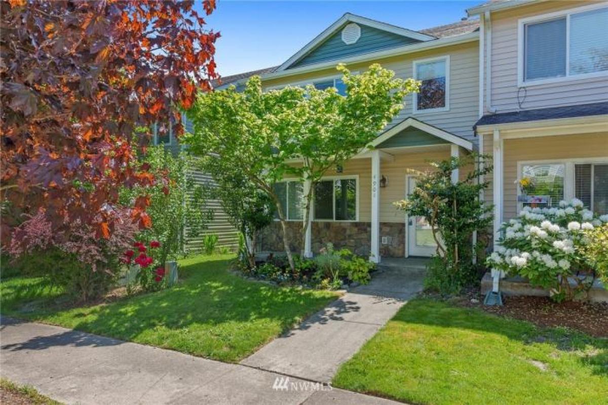 Picture of Home For Sale in Lacey, Washington, United States