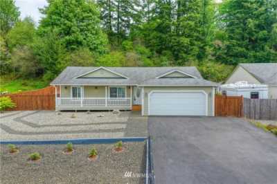 Home For Sale in Rochester, Washington