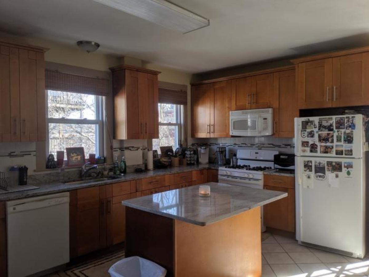 Picture of Home For Rent in Waltham, Massachusetts, United States
