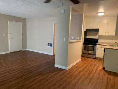 Apartment For Rent in Torrance, California