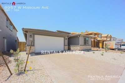 Home For Rent in Glendale, Arizona