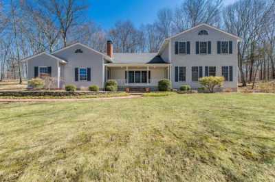 Home For Sale in Rhinebeck, New York