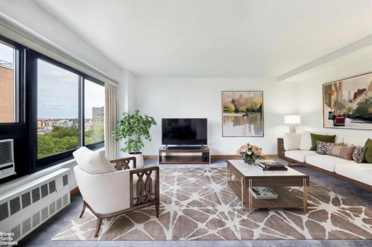 Picture of Apartment For Sale in Astoria, New York, United States