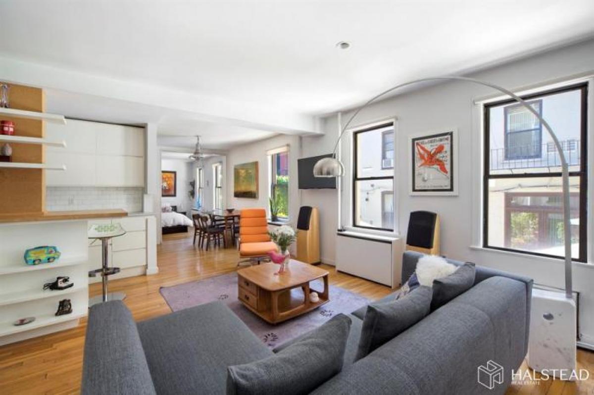 Picture of Apartment For Sale in Chelsea, New York, United States