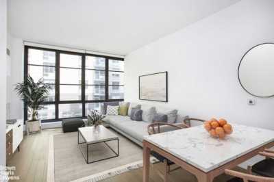 Apartment For Sale in Chelsea, New York