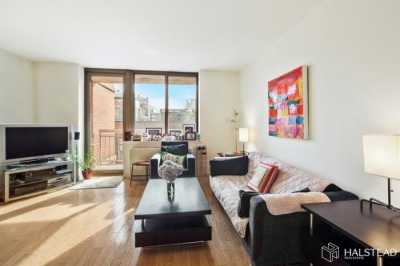 Apartment For Sale in Chelsea, New York