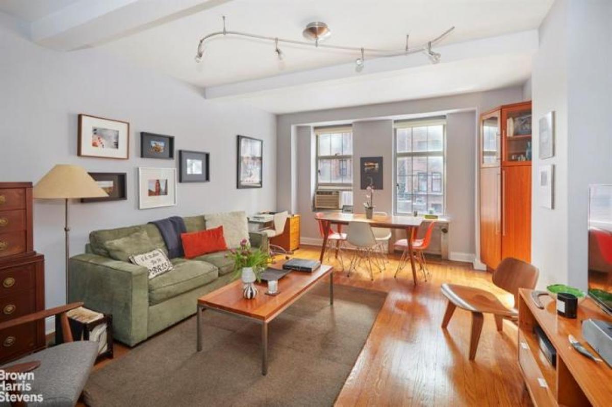 Picture of Apartment For Sale in Chelsea, New York, United States
