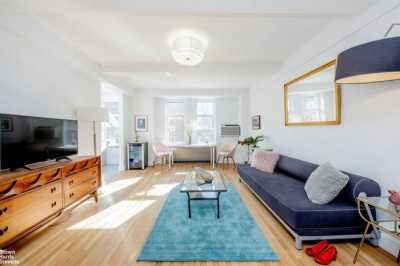 Apartment For Sale in Chelsea, New York