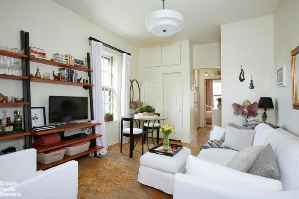Picture of Apartment For Sale in Chelsea, New York, United States
