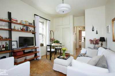 Apartment For Sale in Chelsea, New York