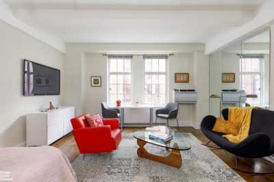 Apartment For Sale in Chelsea, New York