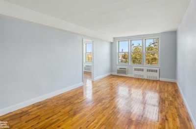 Apartment For Sale in Corona, New York