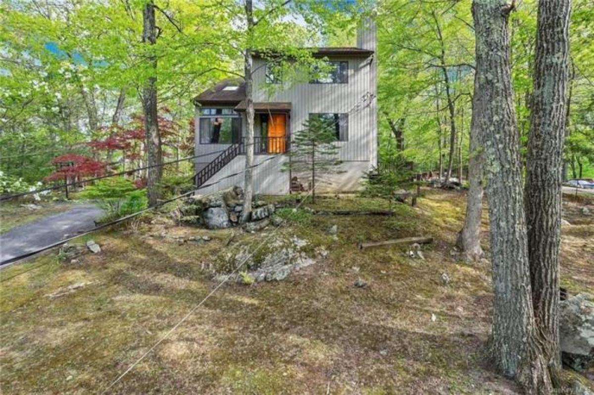 Picture of Home For Sale in Croton on Hudson, New York, United States