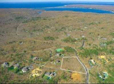 Home For Sale in East Hampton, New York