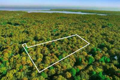 Home For Sale in East Hampton, New York