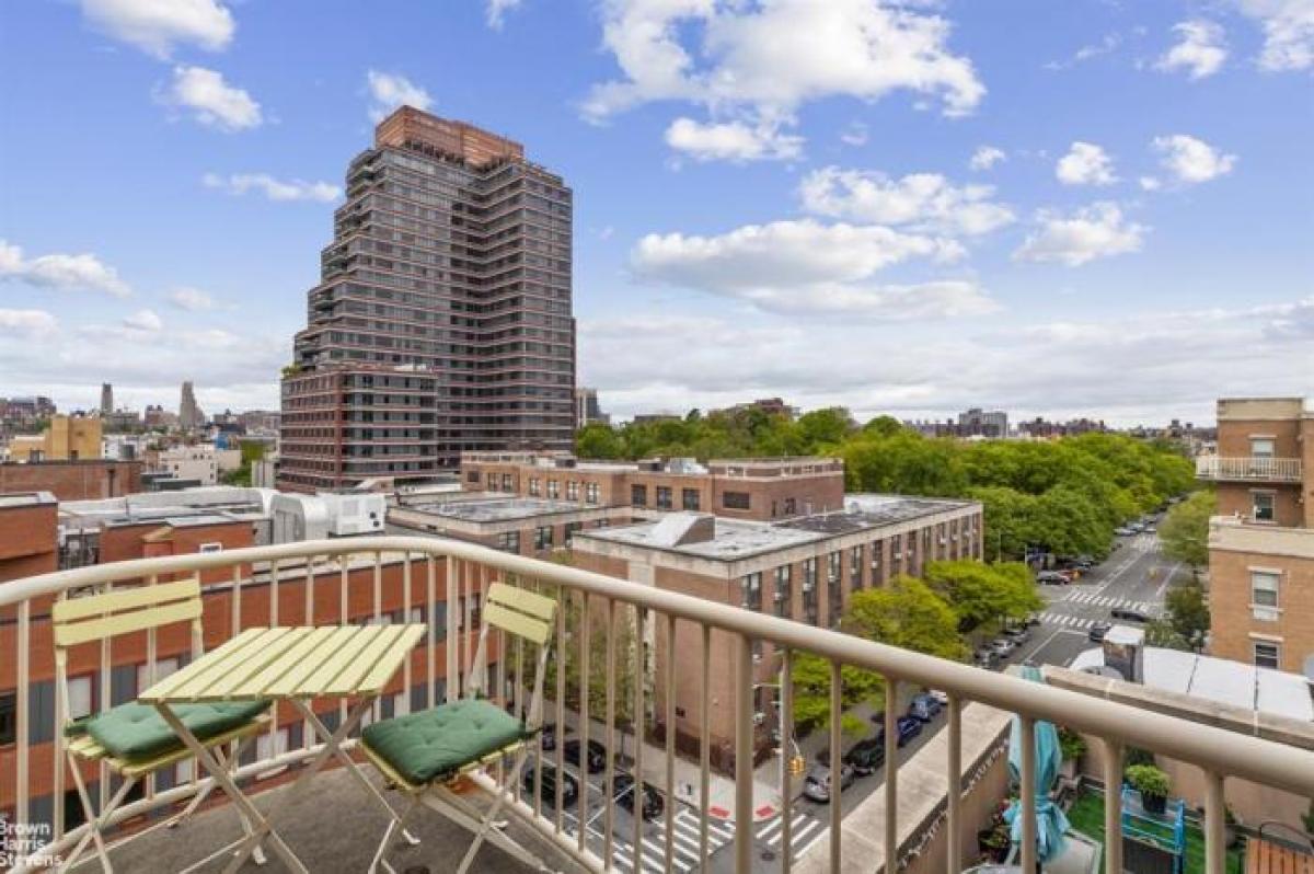 Picture of Apartment For Sale in East Harlem, New York, United States