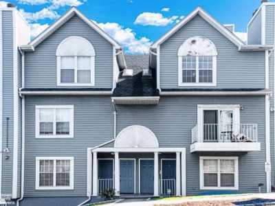 Apartment For Sale in Elmsford, New York