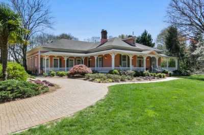 Home For Sale in Smyrna, Georgia