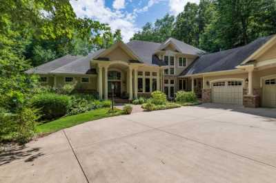 Home For Sale in Portage, Michigan