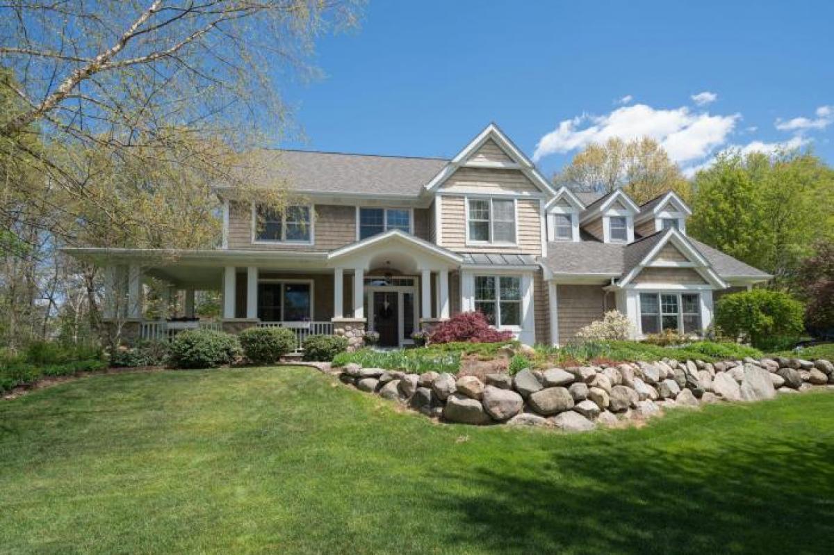 Picture of Home For Sale in Portage, Michigan, United States