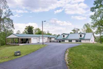 Home For Sale in Bedford, Indiana