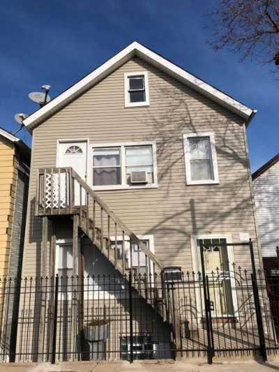 Multi-Family Home For Sale in Chicago, Illinois