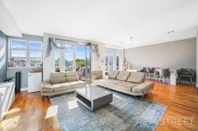 Condo For Sale in Brooklyn, New York