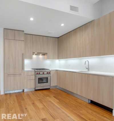 Condo For Sale in Brooklyn, New York