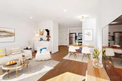 Home For Rent in Astoria, New York