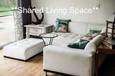 Apartment For Rent in Culver City, California