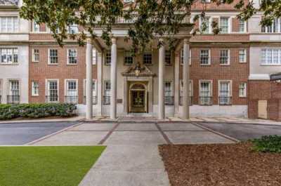 Apartment For Sale in Atlanta, Georgia