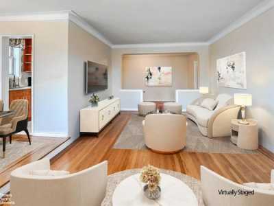 Apartment For Sale in Forest Hills, New York