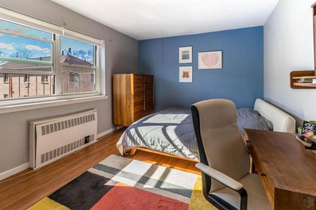 Picture of Apartment For Sale in Forest Hills, New York, United States