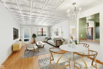 Apartment For Sale in Harlem, New York