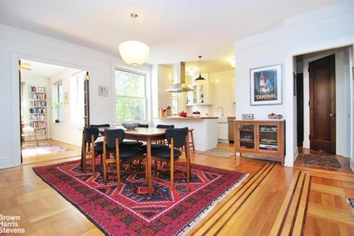 Picture of Apartment For Sale in Jackson Heights, New York, United States