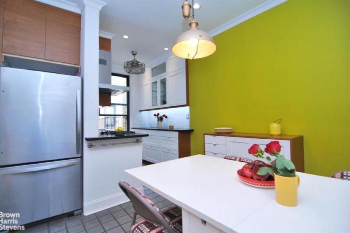 Picture of Apartment For Sale in Jackson Heights, New York, United States