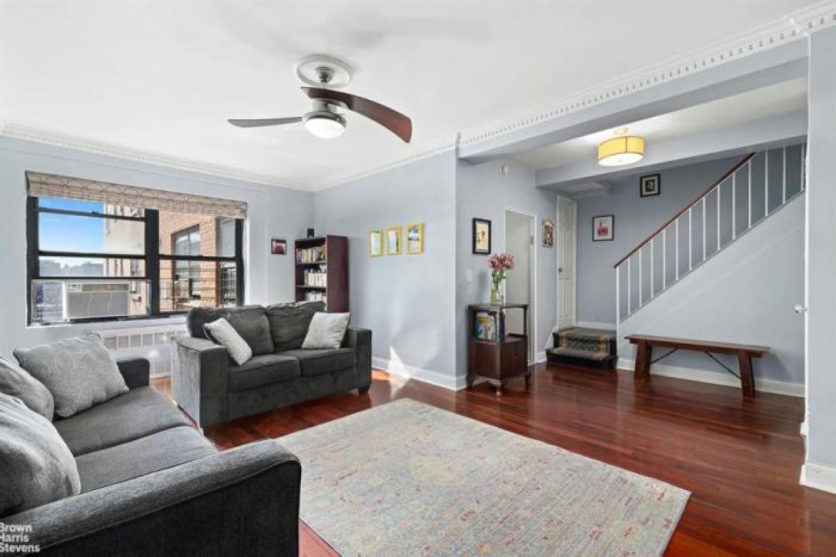 Picture of Apartment For Sale in Rego Park, New York, United States