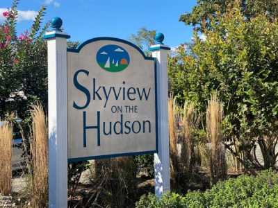 Apartment For Sale in Riverdale, New York