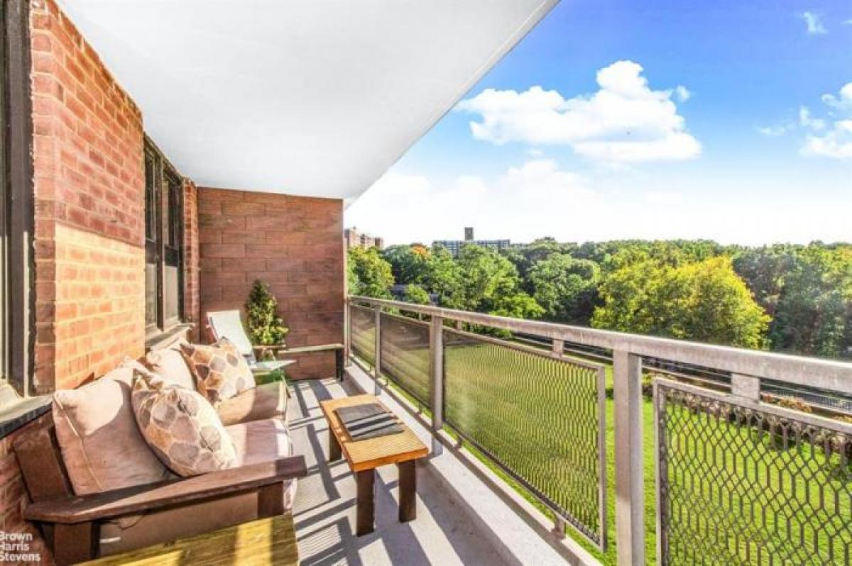 Picture of Apartment For Sale in Riverdale, New York, United States