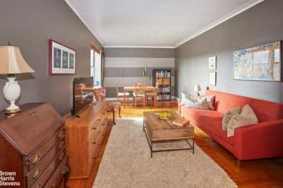 Apartment For Sale in Riverdale, New York