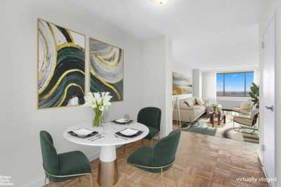 Apartment For Sale in Riverdale, New York