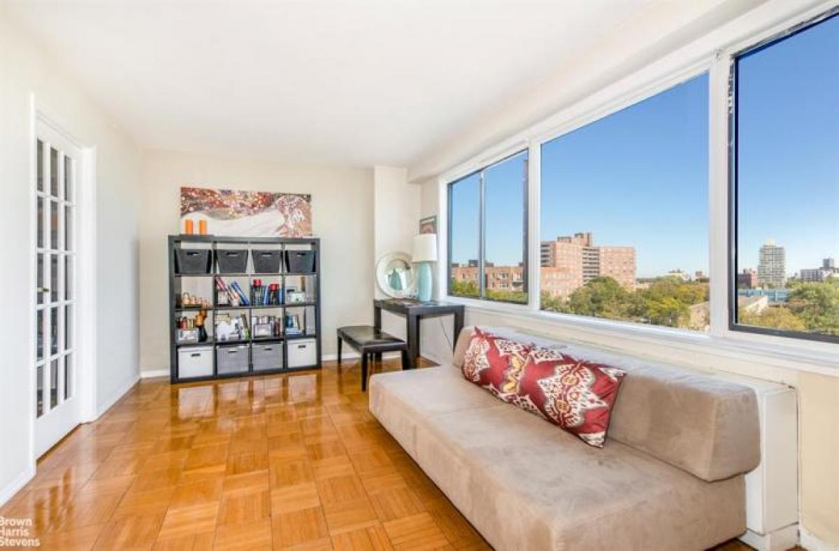 Picture of Apartment For Sale in Riverdale, New York, United States