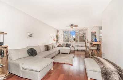 Apartment For Sale in Spuyten Duyvil, New York