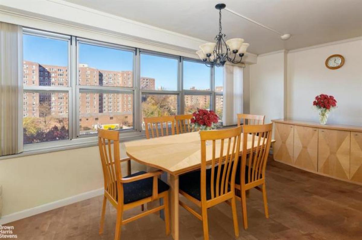 Picture of Apartment For Sale in Spuyten Duyvil, New York, United States
