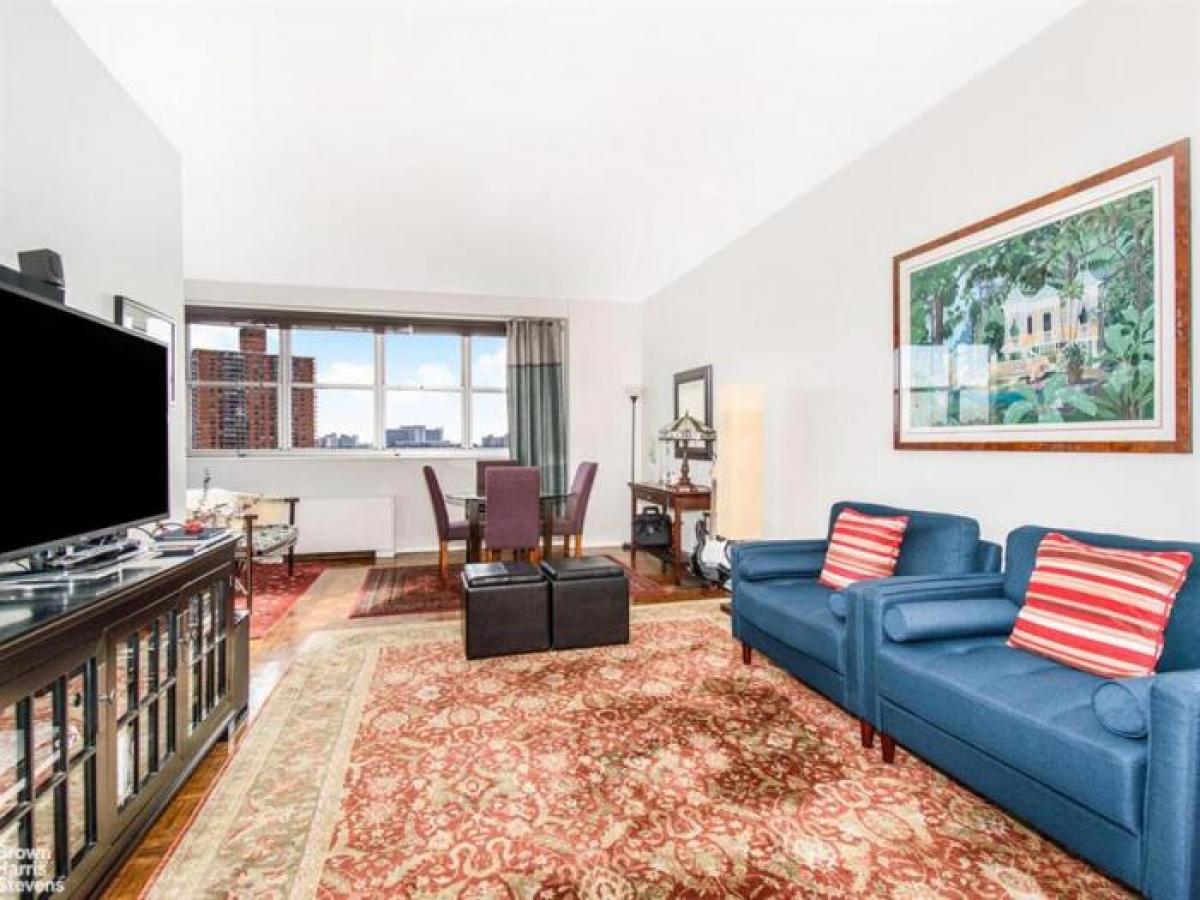 Picture of Apartment For Sale in Spuyten Duyvil, New York, United States