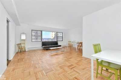 Apartment For Sale in University Heights, New York