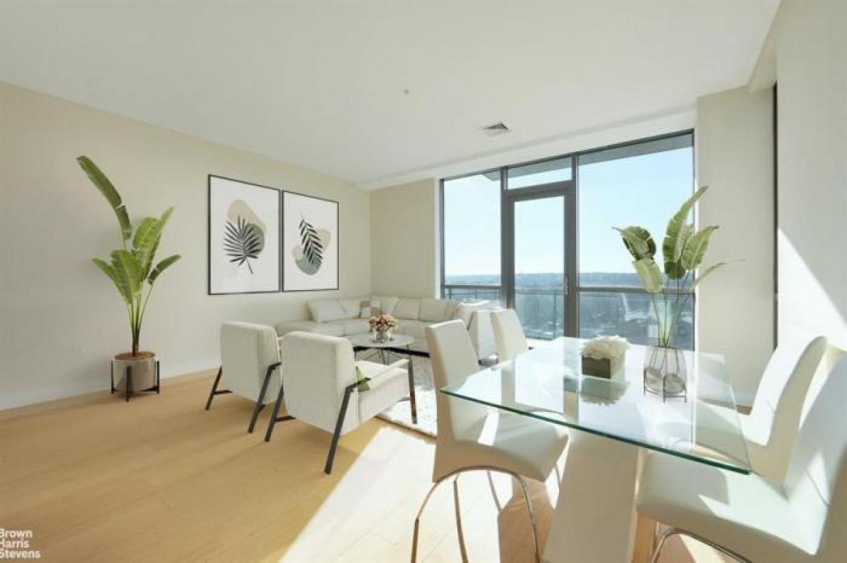 Picture of Apartment For Sale in Yonkers, New York, United States